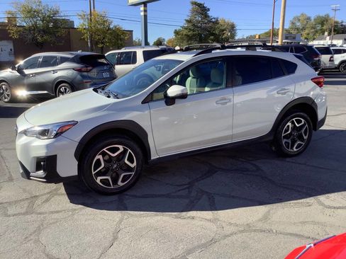 Used 2020 Subaru Crosstrek 2.0i Limited w/ Moonroof Package image 12