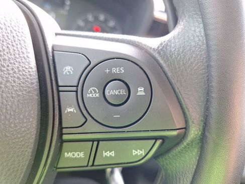 Used 2023 Toyota Corolla LE image 21