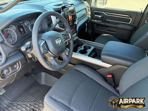 New 2026 RAM 3500 Big Horn AWD/4WD image 16