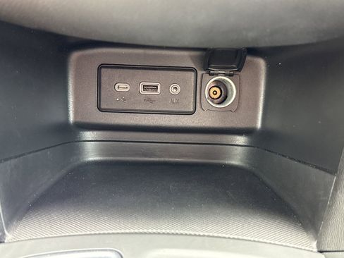 Used 2022 Chevrolet Equinox LT FWD image 23