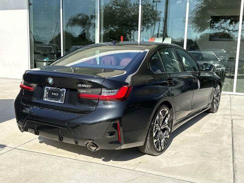 Used 2026 BMW 330i Sedan w/ M Sport Package RWD image 3