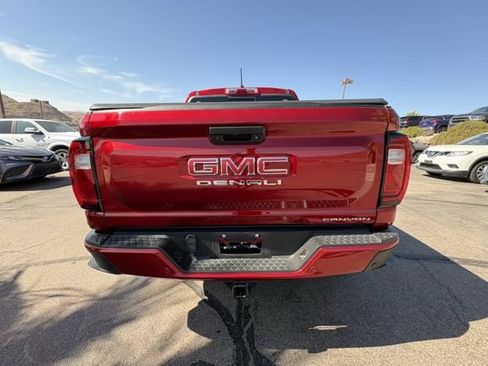 Used 2023 GMC Canyon Denali AWD/4WD image 4