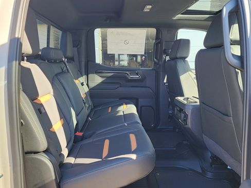 New 2026 GMC Sierra 1500 AT4 w/ AT4 Premium Package image 44