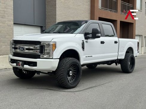 Used 2017 Ford F350 XL w/ STX Appearance Package AWD/4WD image 1
