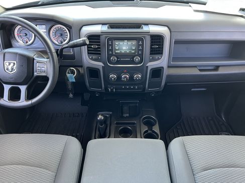 Used 2018 RAM 2500 Tradesman w/ Chrome Appearance Group AWD/4WD image 31