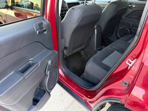 Used 2017 Jeep Patriot Sport image 15