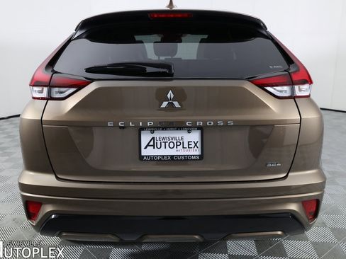 Used 2023 Mitsubishi Eclipse Cross SEL image 6