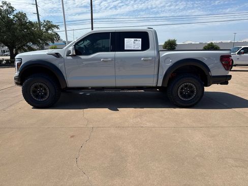 Used 2026 Ford F150 Raptor AWD/4WD image 4