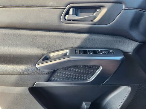 Used 2023 Nissan Pathfinder Rock Creek image 24