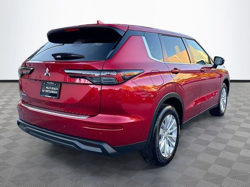 New 2026 Mitsubishi Outlander ES image 5