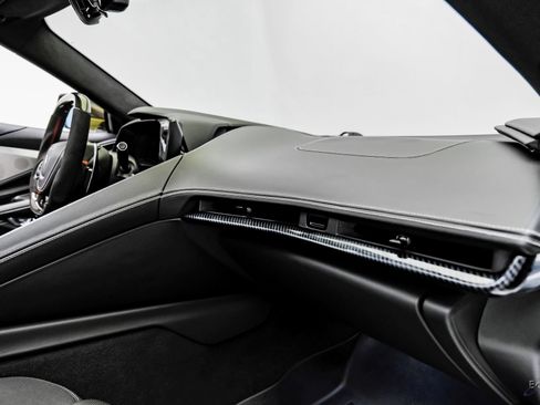 Used 2021 Chevrolet Corvette Stingray Premium Cpe w/ Z51 Performance Package RWD image 54