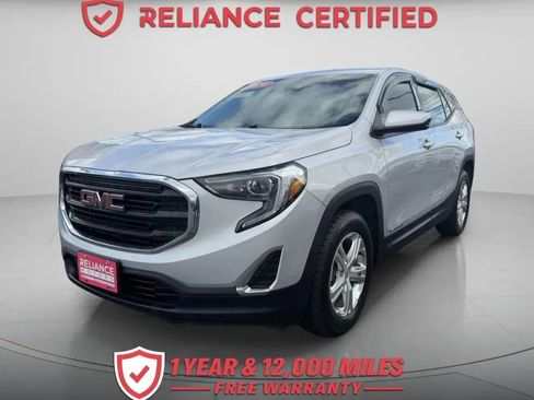 Used 2020 GMC Terrain SLE image 1