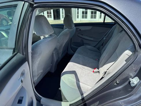 Used 2012 Toyota Corolla L image 16