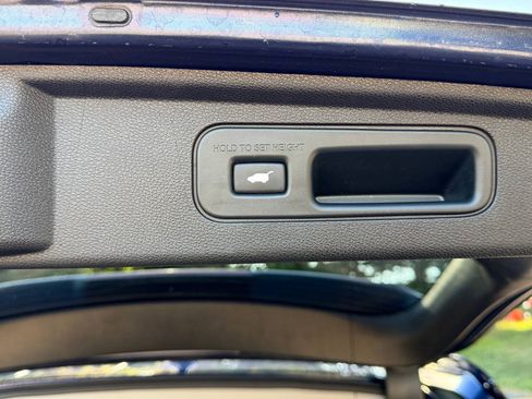 Used 2024 Honda Odyssey Touring image 5