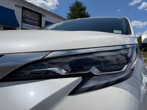 Used 2021 Toyota Sienna Platinum FWD image 26