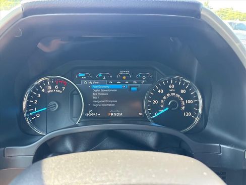 Used 2020 Ford F150 Lariat w/ Equipment Group 502A Luxury AWD/4WD image 29