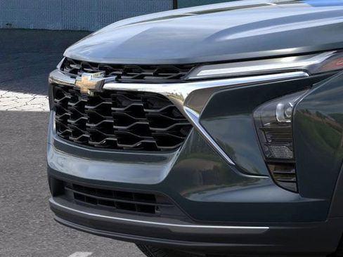 New 2026 Chevrolet Trax LT image 13