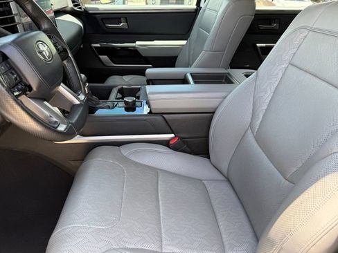 Used 2022 Toyota Tundra Limited RWD image 11