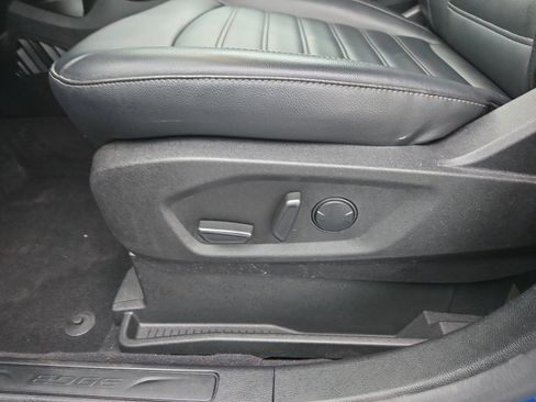 Certified 2022 Ford Edge SEL w/ Convenience Package image 12