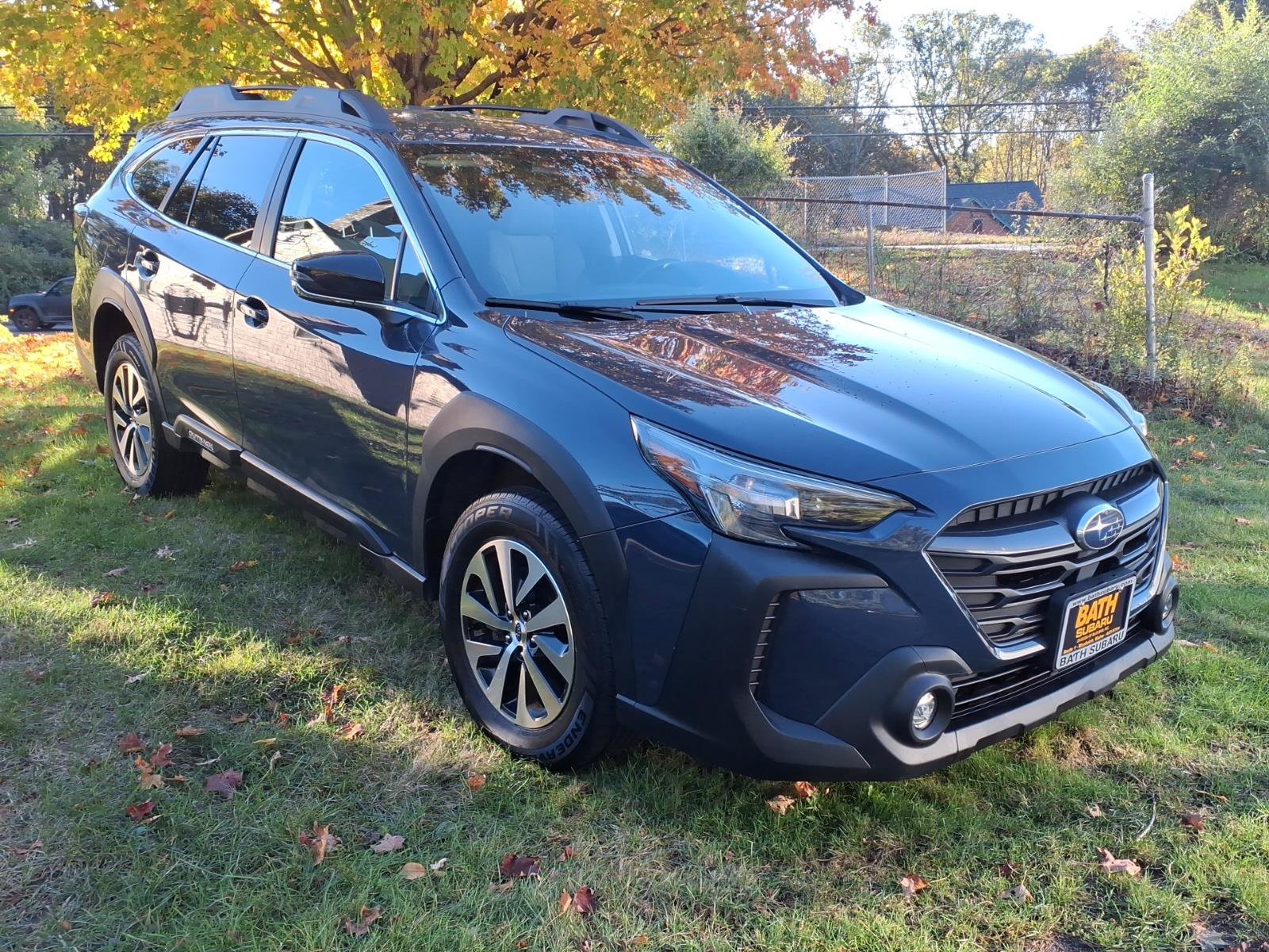 Used 2024 Subaru Outback Premium AWD/4WD image 4