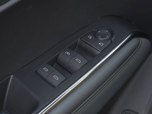 Used 2024 GMC Acadia AT4 w/ LPO, Floor Liner Package image 26