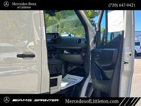 New 2025 Mercedes-Benz Sprinter 2500 image 21