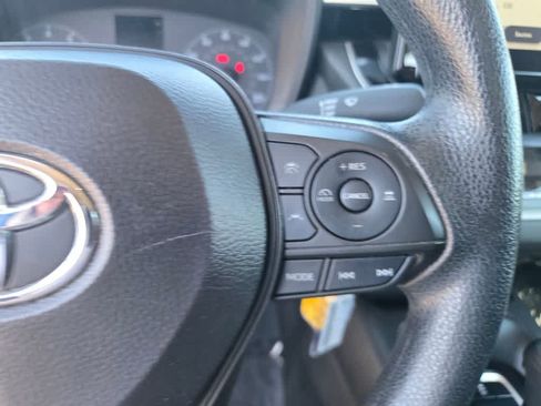 Used 2024 Toyota Corolla LE FWD image 20