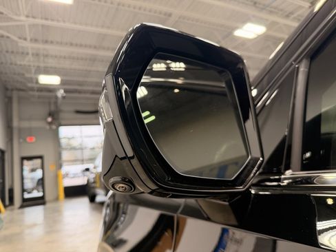 Used 2024 Chevrolet Tahoe Premier image 23