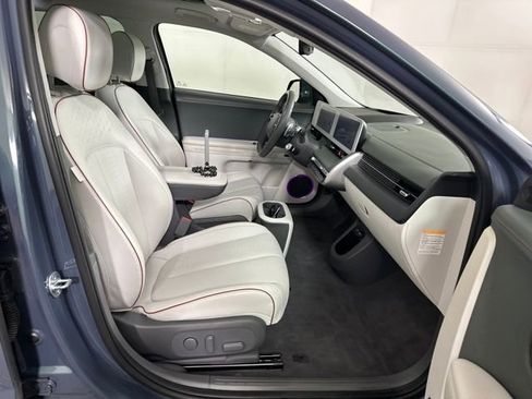 Used 2023 Hyundai Ioniq 5 Limited image 29