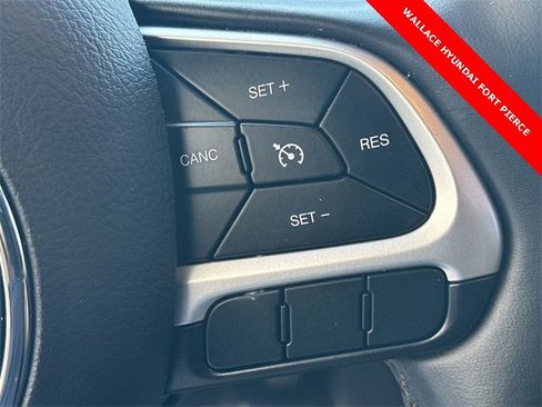 Used 2020 Jeep Compass Latitude image 24