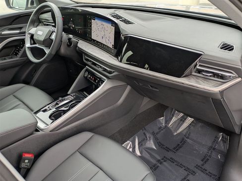 New 2025 Audi Q5 Premium image 9