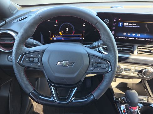 New 2026 Chevrolet Trax RS FWD image 23