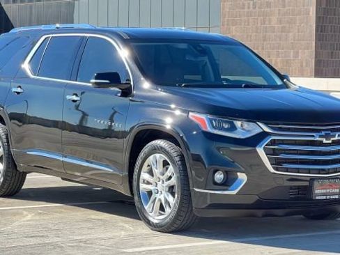 Used 2018 Chevrolet Traverse High Country w/ LPO, Cargo Package image 5