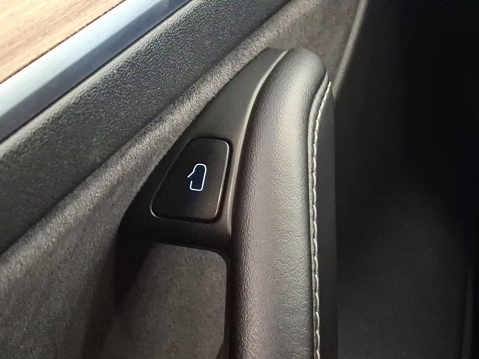 Used 2021 Tesla Model 3 Standard Range Plus RWD image 23