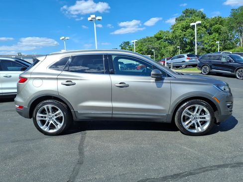 Used 2017 Lincoln MKC Reserve w/ Lincoln MKC Climate Package AWD/4WD image 8