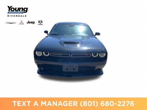 Used 2019 Dodge Challenger R/T RWD image 8