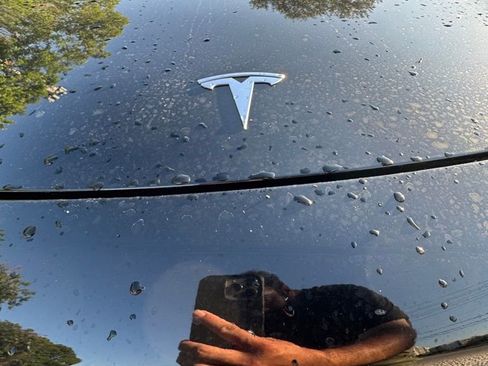 Used 2018 Tesla Model 3 Performance AWD/4WD image 3