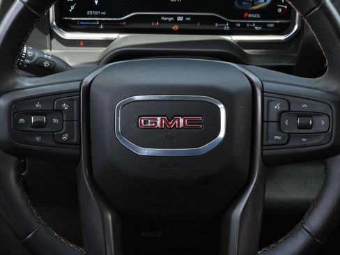 Used 2024 GMC Sierra 2500 AT4 w/ AT4 Premium Plus Package AWD/4WD image 32