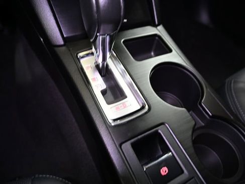 Used 2016 Subaru Outback 2.5i Limited image 28