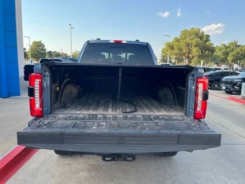 Used 2023 Ford F250 Lariat w/ Lariat Ultimate Package AWD/4WD image 9