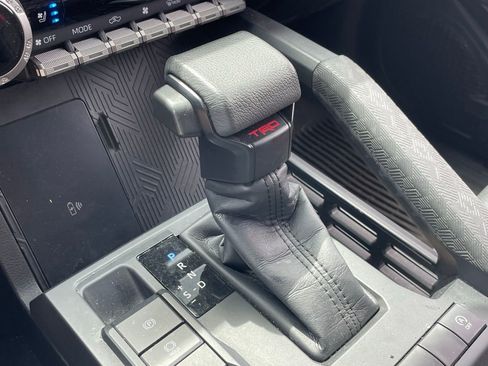 Used 2024 Toyota Tacoma TRD Sport w/ TRD Sport Premium Package image 8