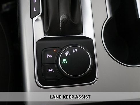 Used 2024 Chevrolet Blazer LT w/ Convenience Package image 4