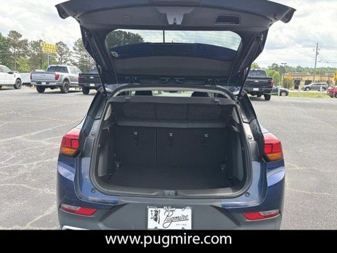 Used 2023 Buick Encore GX Preferred w/ Cold Weather Comfort Package FWD image 18