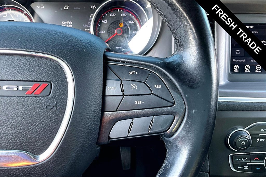 Used 2019 Dodge Charger SXT RWD image 17