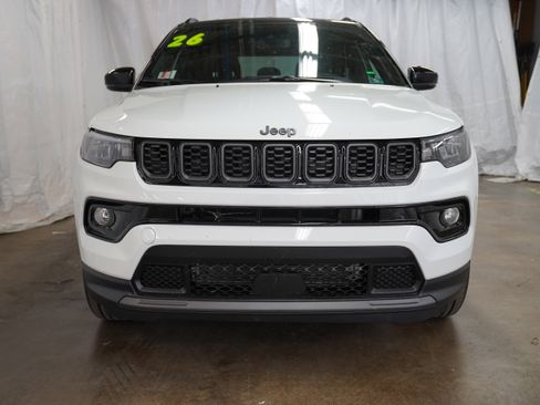 Used 2026 Jeep Compass Limited AWD/4WD image 11