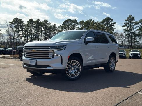 Used 2023 Chevrolet Tahoe High Country w/ Advanced Technology Package image 1