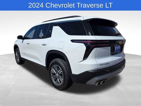 Certified 2024 Chevrolet Traverse LT image 6