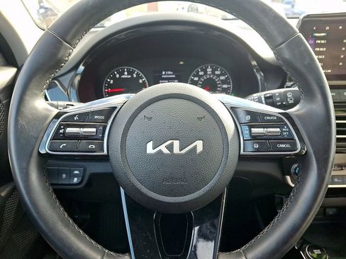 Certified 2023 Kia Seltos EX image 20