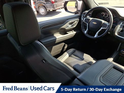 Used 2021 Chevrolet Tahoe LT w/ Luxury Package image 14