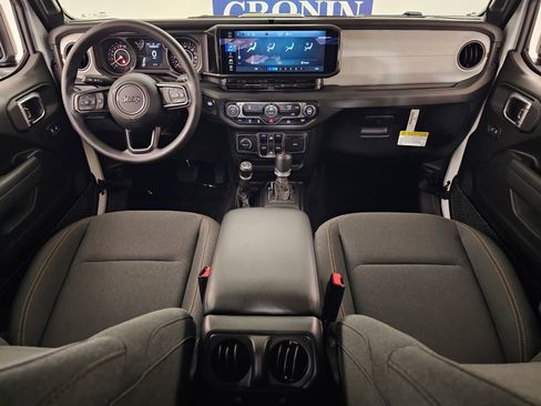 New 2026 Jeep Gladiator Sport image 15